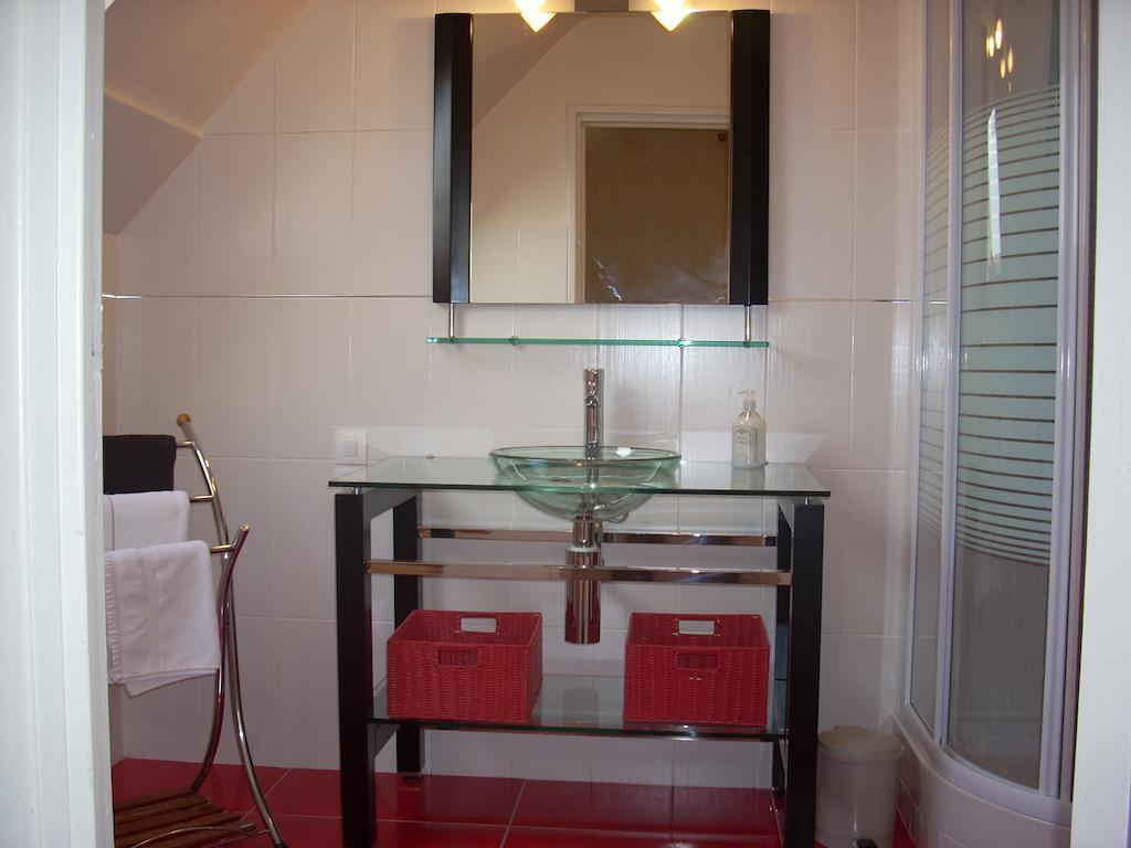 Chambres D'Hotes Kergollay Lanhouarneau Oda fotoğraf